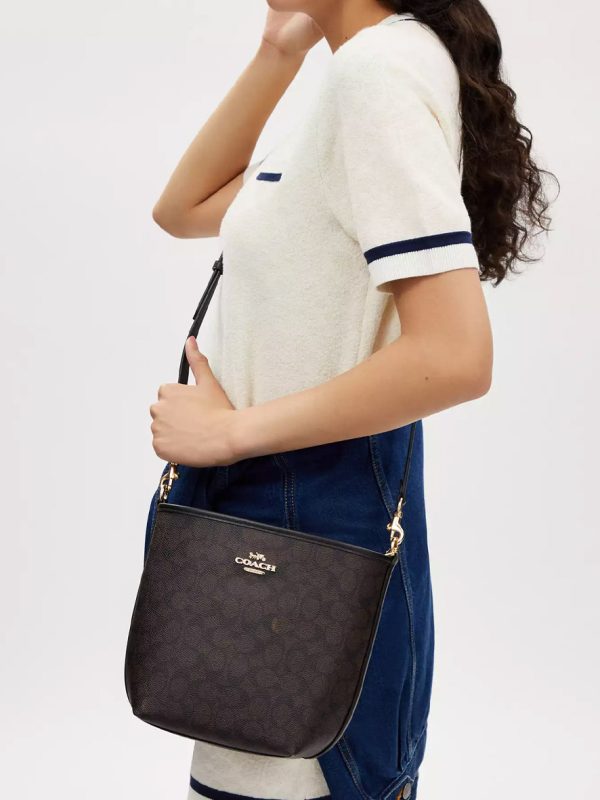 Coach City Bucket Bag In Signature Canvas Gold Walnut Black
