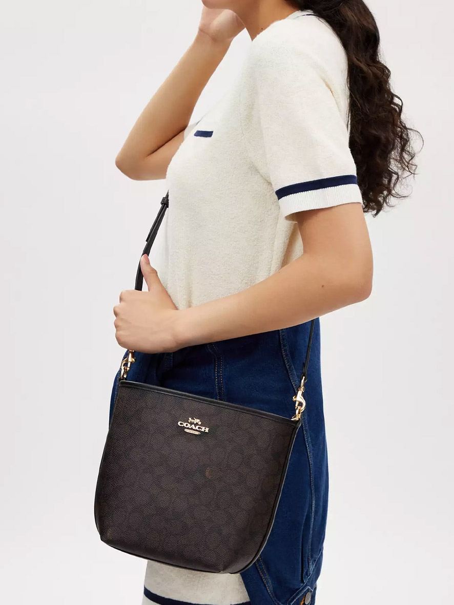 Coach City Bucket Bag In Signature Canvas Gold Walnut Black